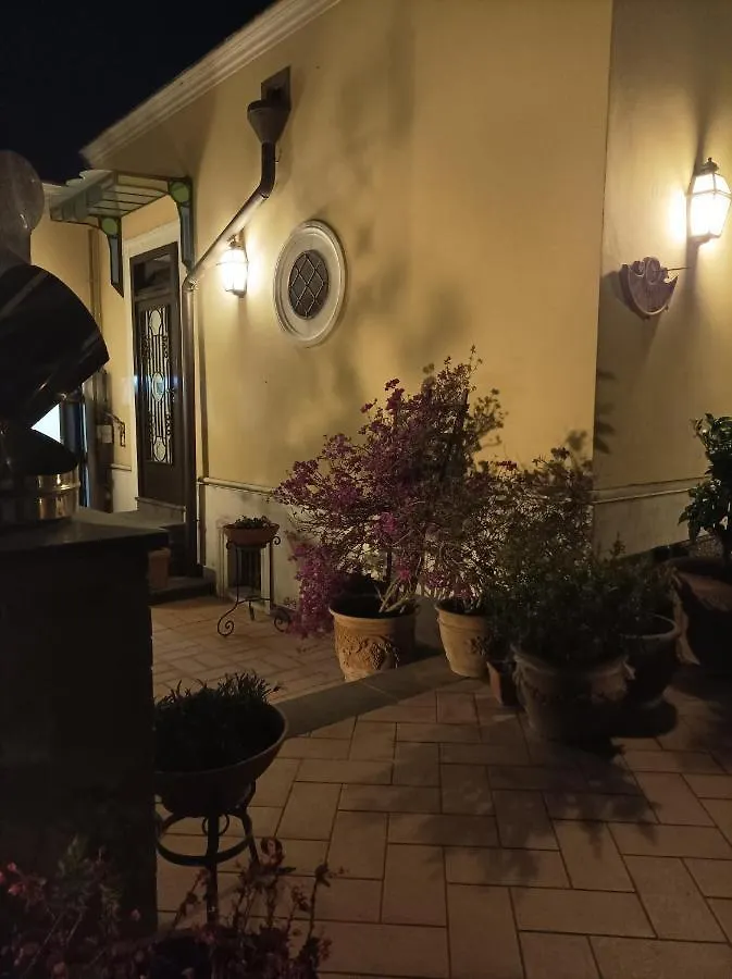 Frühstückspension Bed and Breakfast Il Portoncino Neapel Italien
